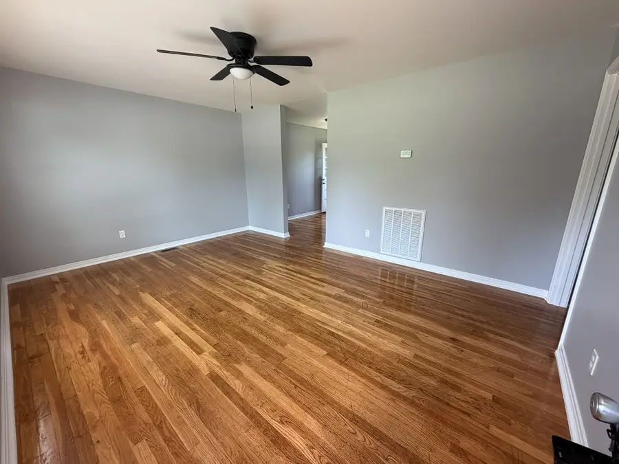105 Sharon Cir, Columbia, TN 38401 - #3