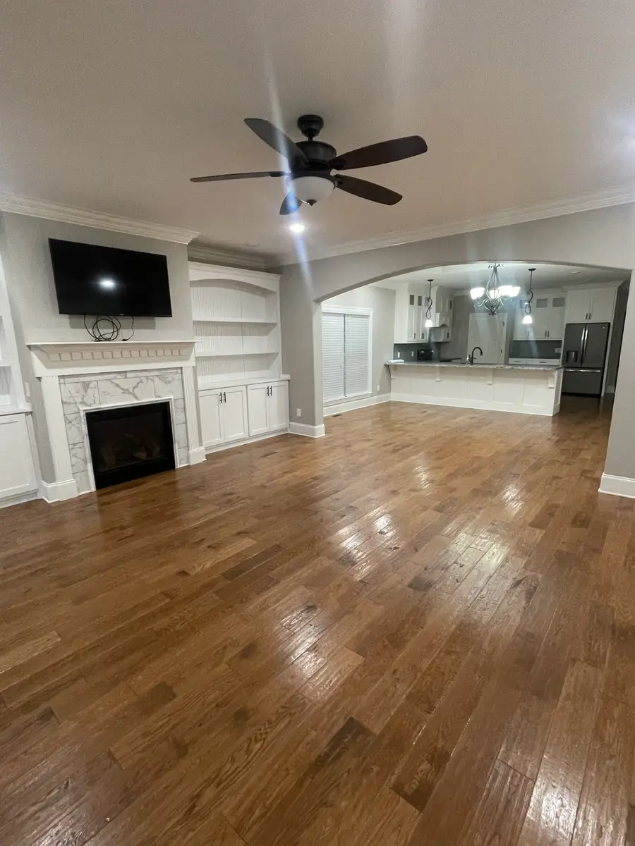 219 Waterloo St, Lawrenceburg, TN 38464 - #2