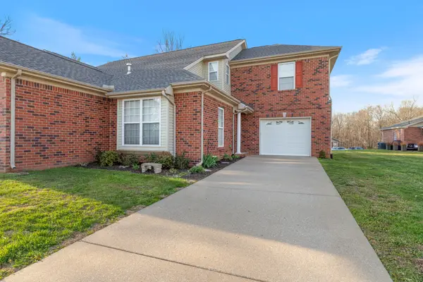 519 Bradford Dr, Dickson, TN 37055