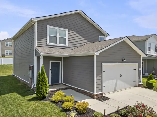 3912 Sadie St, Columbia, TN 38401