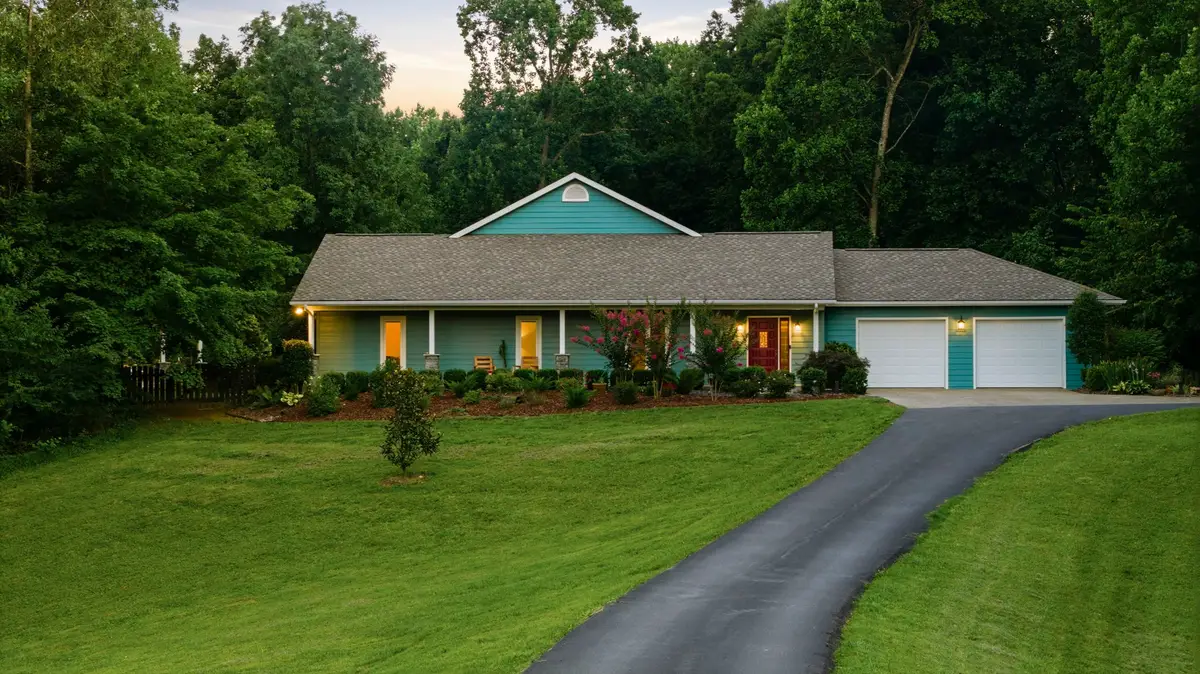 1766 Hunts Ln, Bowling Green, KY 42103 - #1