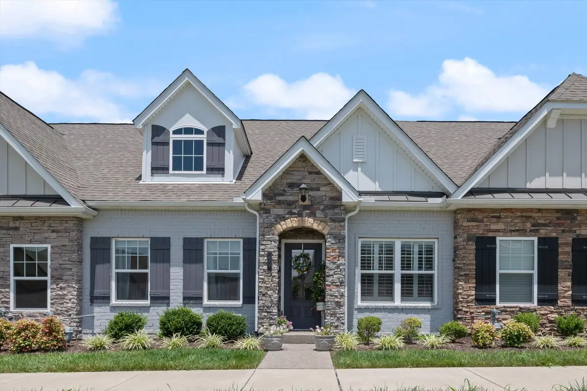 319 Buckner Cir, Mount Juliet, TN 37122 - #1