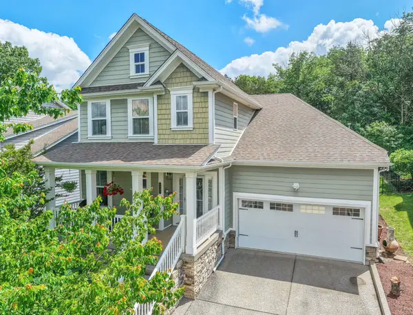 6008 Christmas Dr, Nolensville, TN 37135