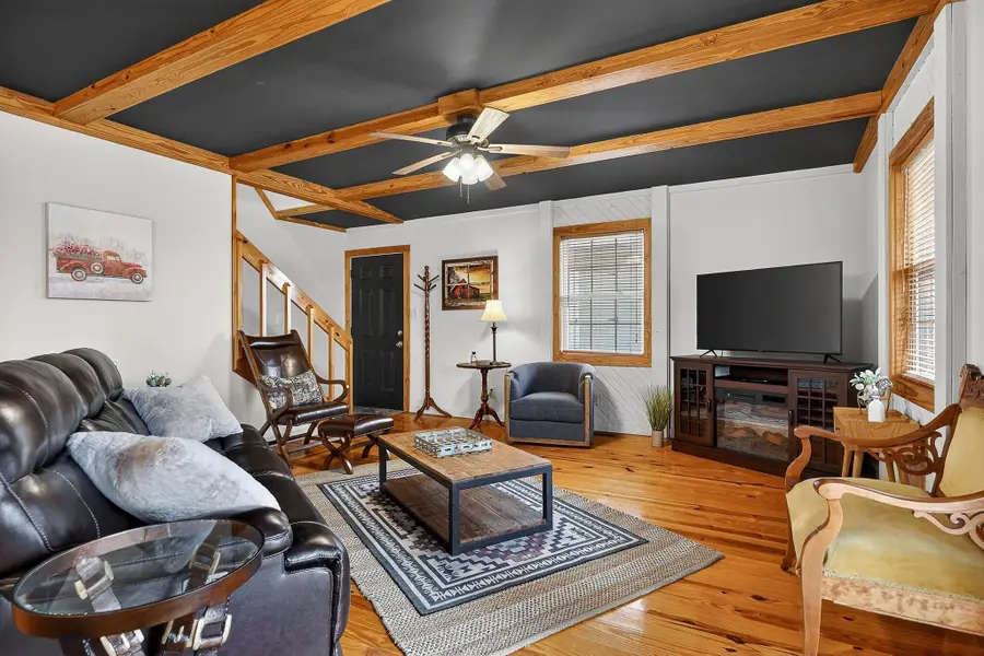 446 Oak Dr, Smithville, TN 37166 - #3