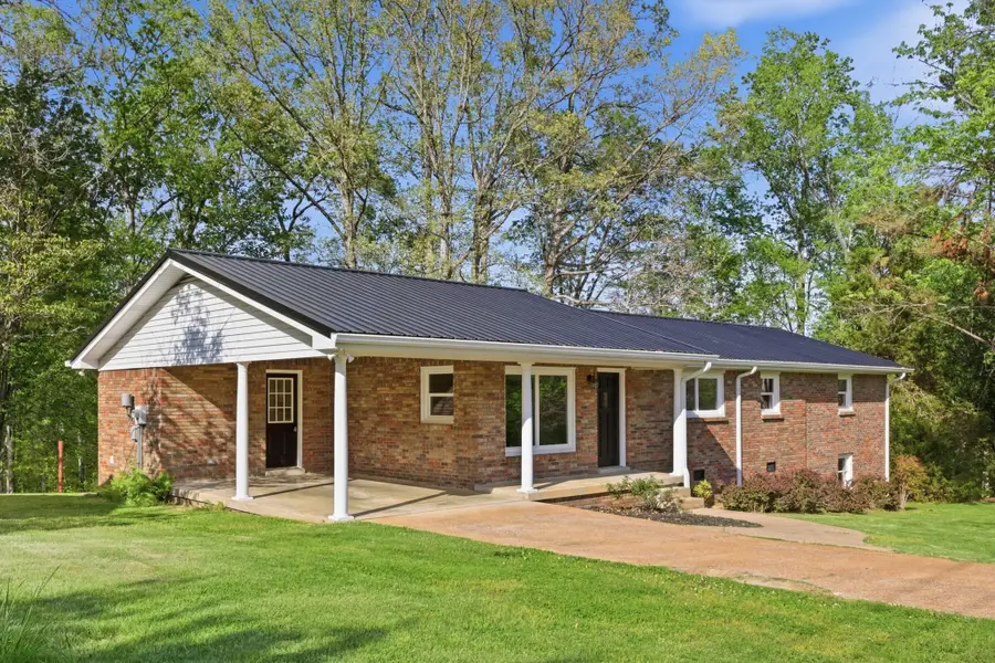 1416 Oakmont Circle, Centerville, TN 37033 - #2