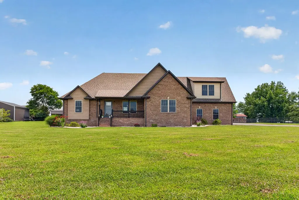 72 Jon Frank Dr, Mount Pleasant, TN 38474 - #1