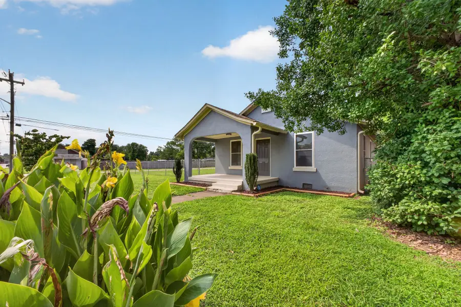 502 5th St, Lawrenceburg, TN 38464 - #2