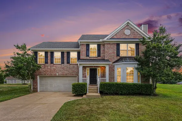 2667 Paradise Dr, Spring Hill, TN 37174