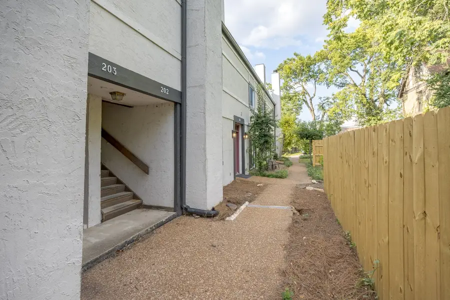 111 33rd Ave S #203, Nashville, TN 37212 - #2