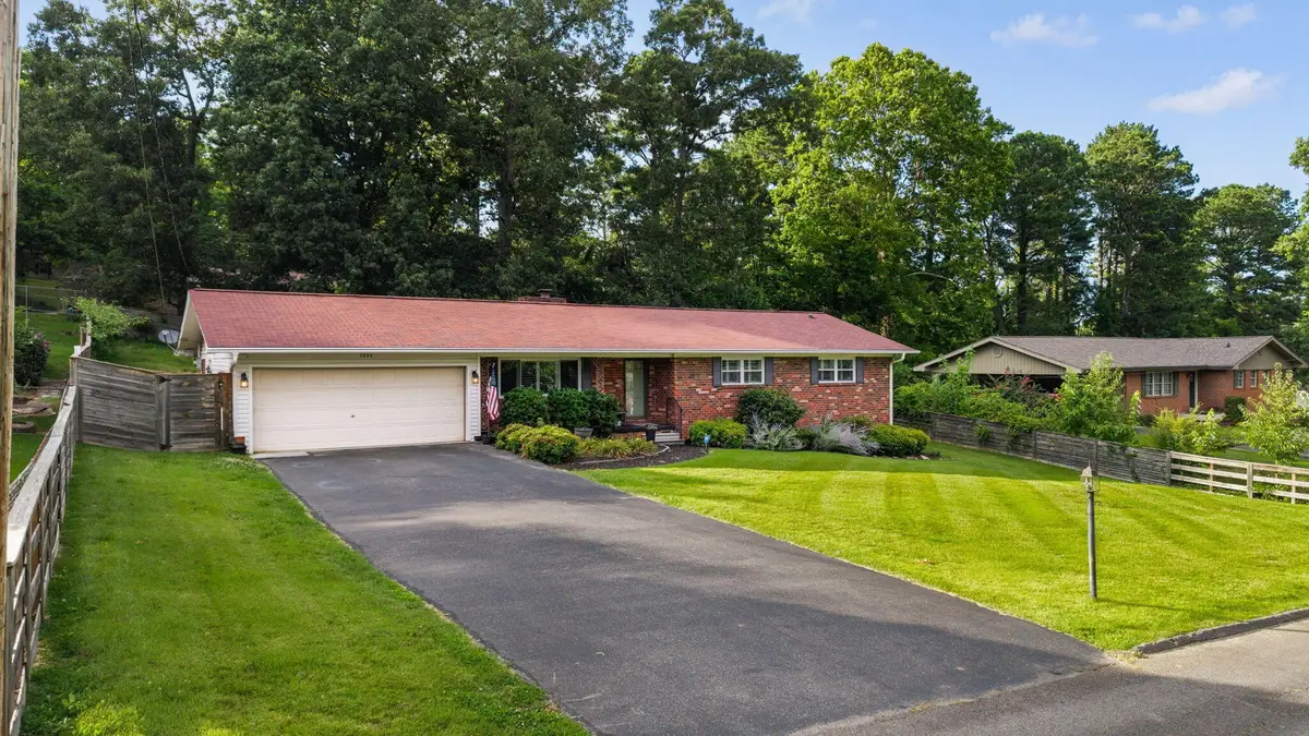 3844 Woodcrest Circle Nw, Cleveland, TN 37312 - #1