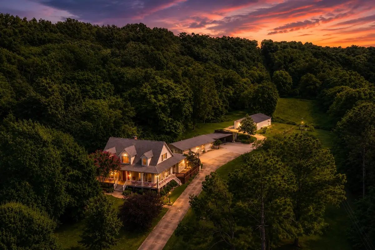 1204 Bobs Ln, Mount Pleasant, TN 38474 - #1