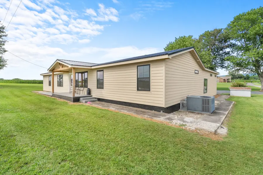 11 Jess Long Ln, Hillsboro, TN 37342 - #3
