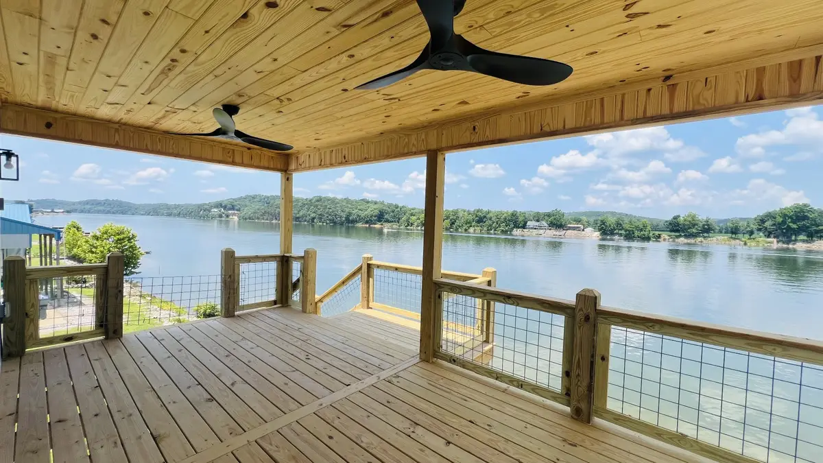 1109 River Front Drive, Clifton, TN 38425 - #1