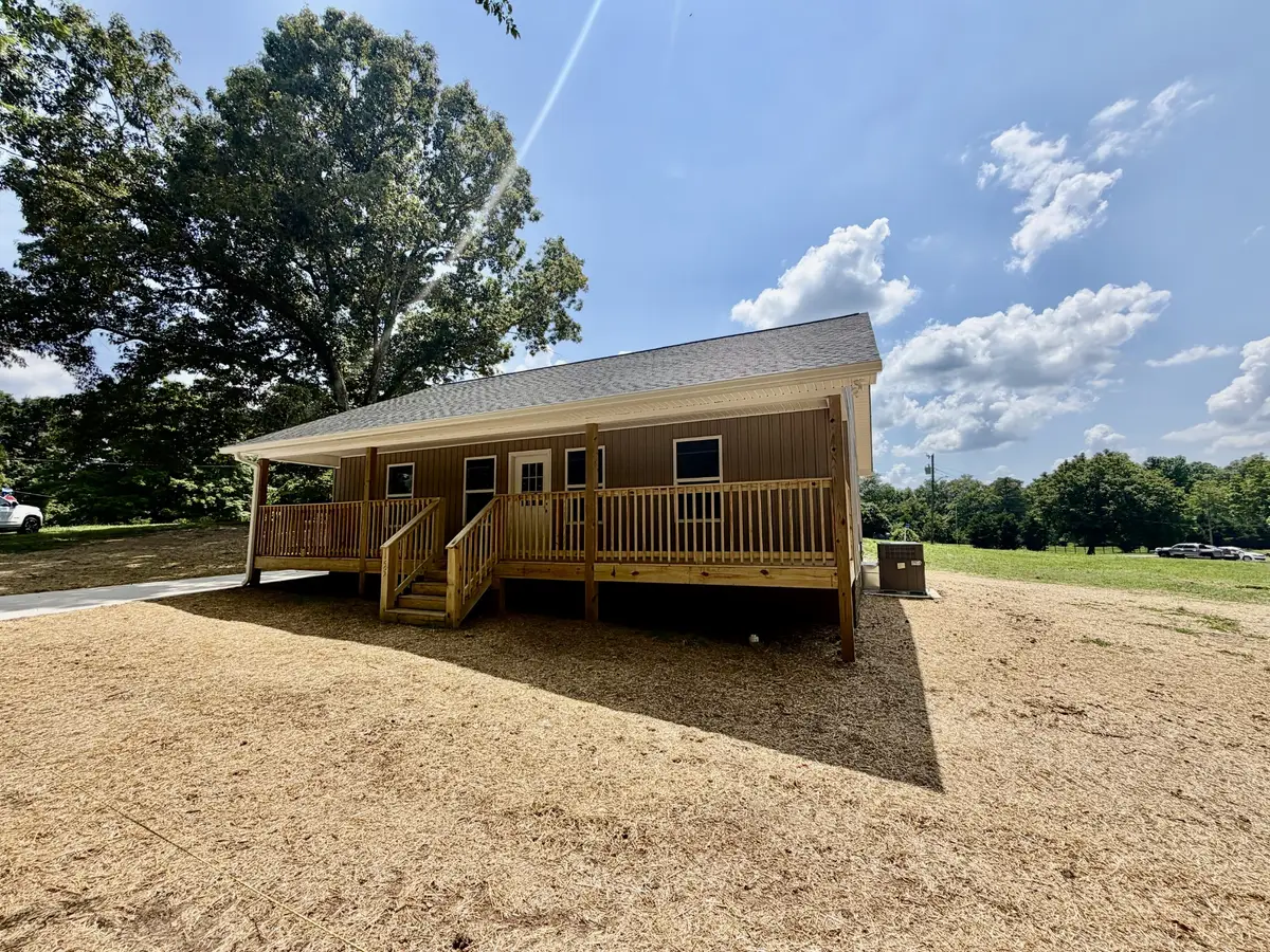 155 E Scott St, Lawrenceburg, TN 38464 - #1