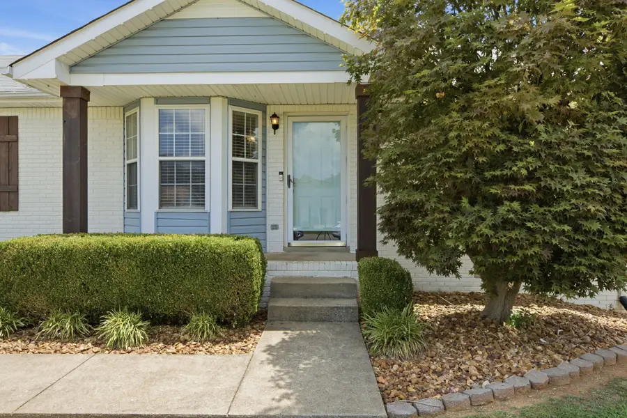 2803 Nat Hoosier Ln, Clarksville, TN 37040 - #2