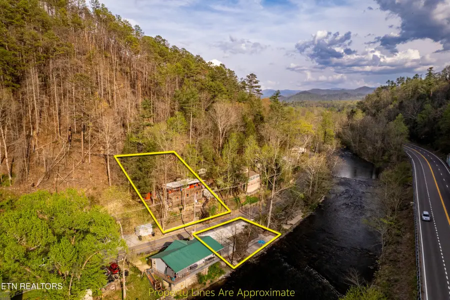 6851 Old Walland Hwy, Townsend, TN 37882 - #3