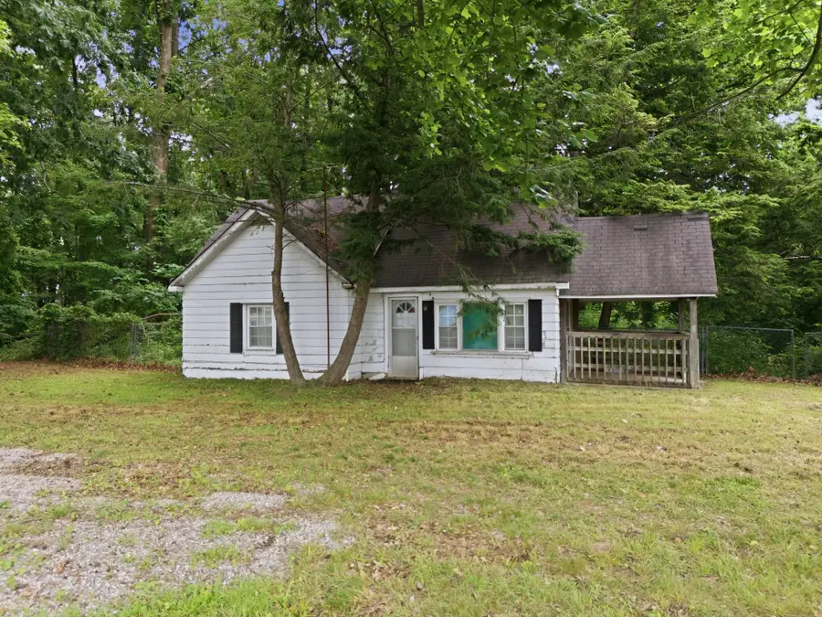 3811 Old Greenbrier Pike, Springfield, TN 37172 - #3