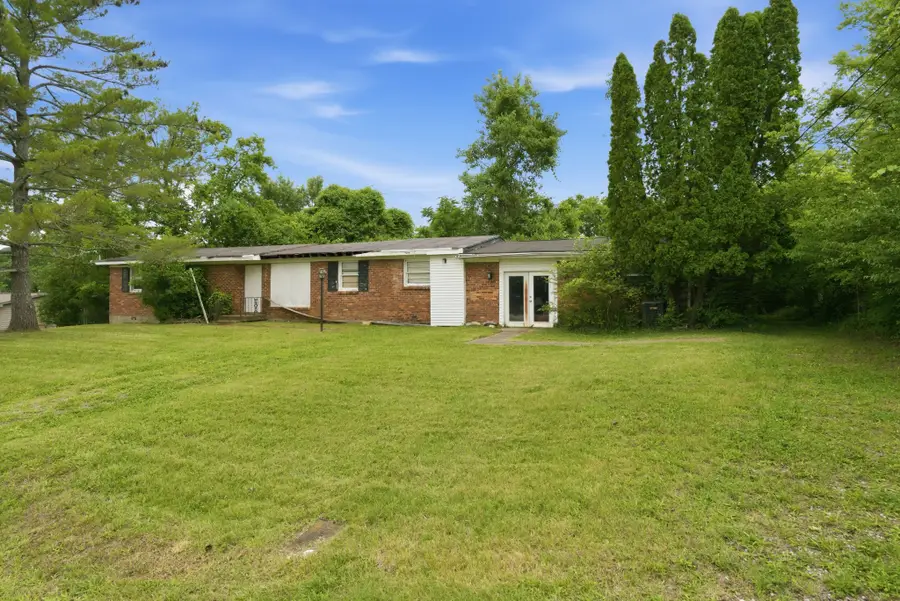 213 Rosehill Dr, Goodlettsville, TN 37072 - #2