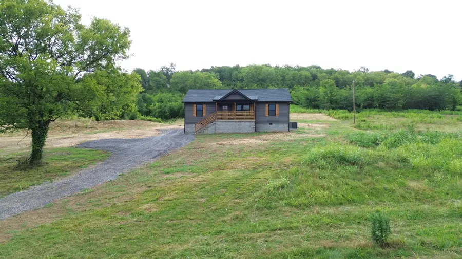 817 Smith Bend Ln, Gainesboro, TN 38562 - #2