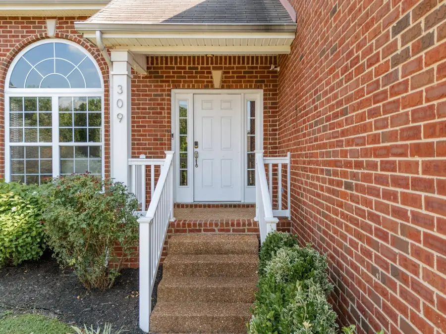 309 Rachels Meadow Ct, Hermitage, TN 37076 - #2