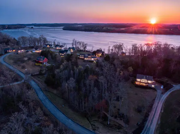 15732 Channel Point Drive, Sale Creek, TN 37373