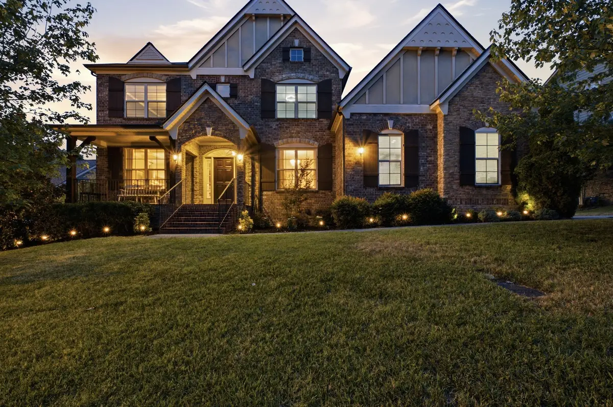 6729 Falls Ridge Ln, College Grove, TN 37046 - #1