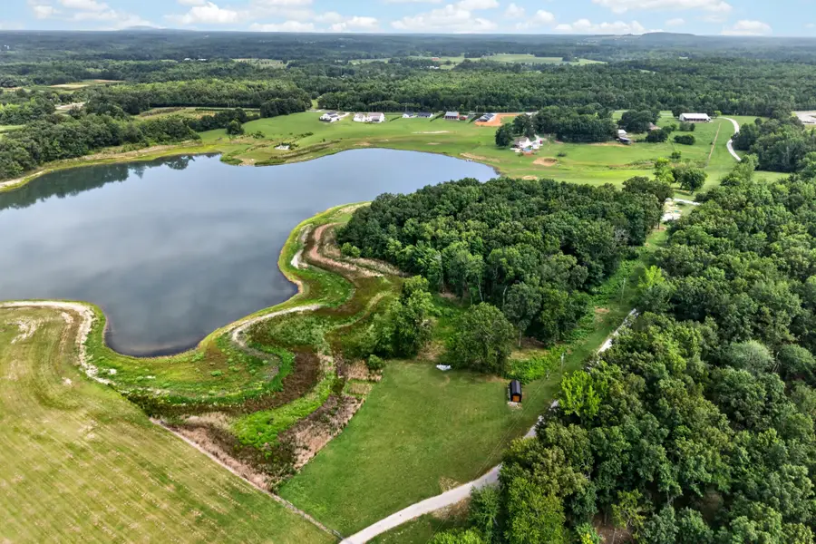 472 Eagle View Ln, McMinnville, TN 37110 - #3