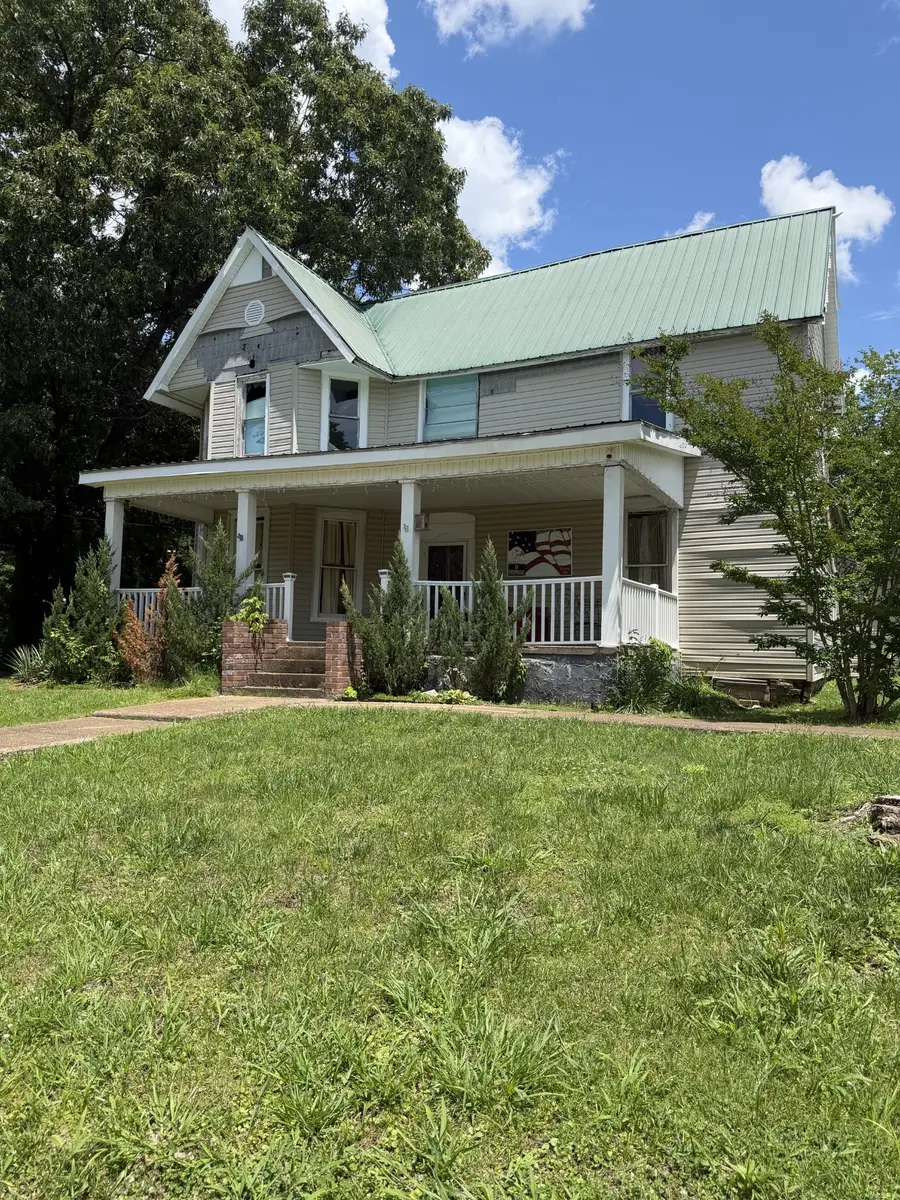 115 Cherry St, Camden, TN 38320 - #2
