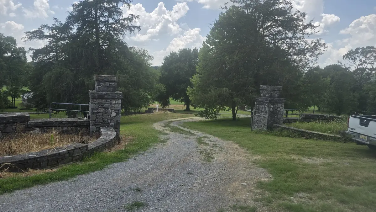 34 Short Rd, Petersburg, TN 37144 - #1
