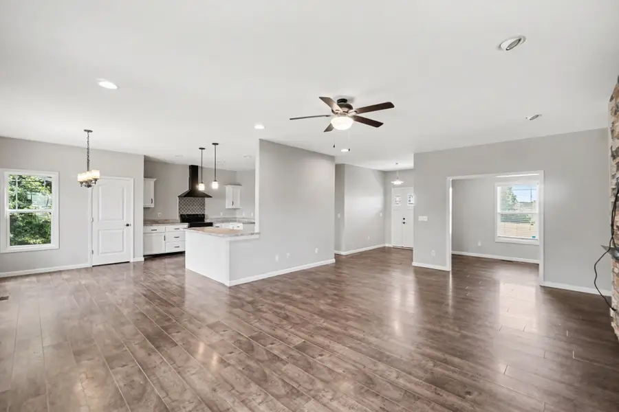 3000 Noble Ct, Waco, KY 40385 - #2