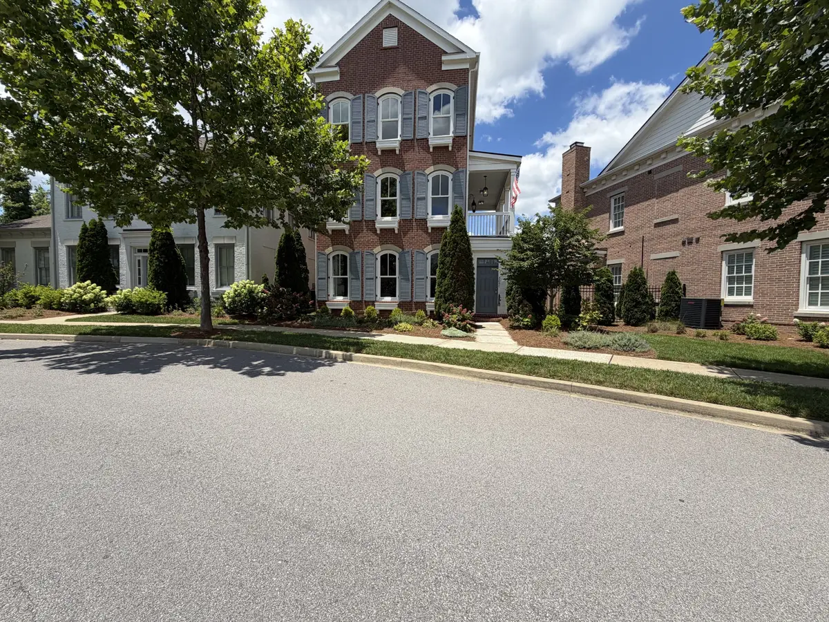 3097 Rural Plains Cir, Franklin, TN 37064 - #1