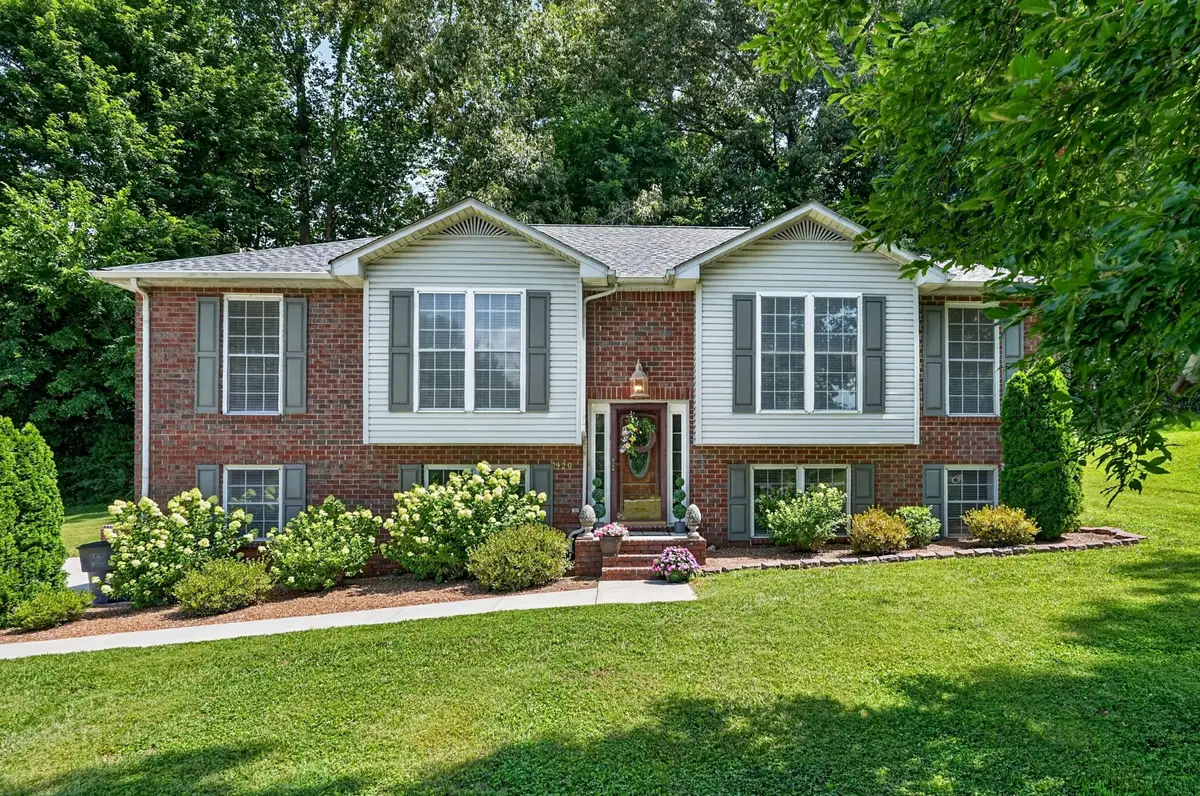 1920 Bay View Dr, Cookeville, TN 38506 - #1