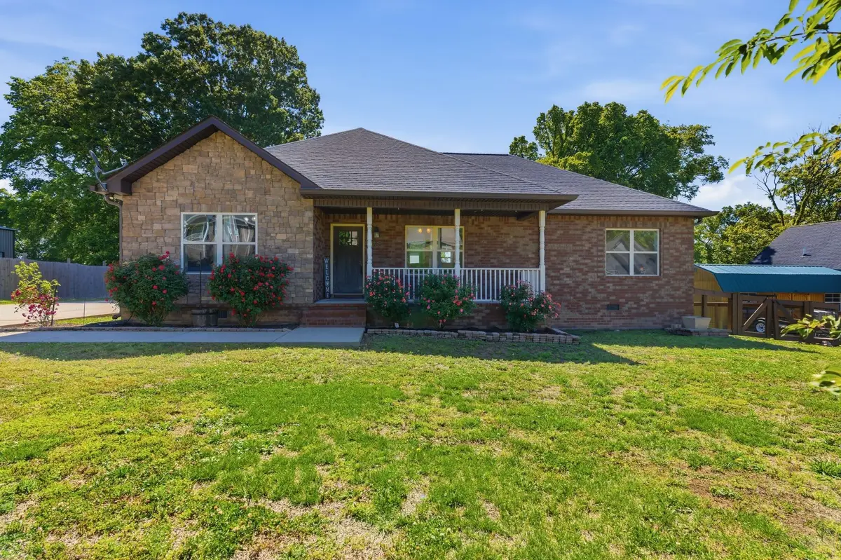 100 Mockingbird Ln, Hartsville, TN 37074 - #1