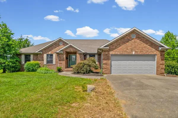 310 Chasity Dr, Cadiz, KY 42211