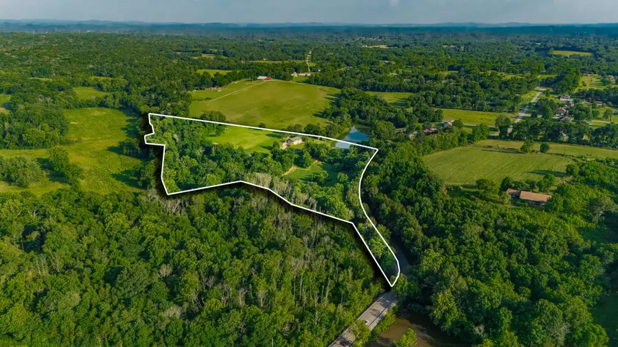 825 Harsh Ln, Castalian Springs, TN 37031 - #3