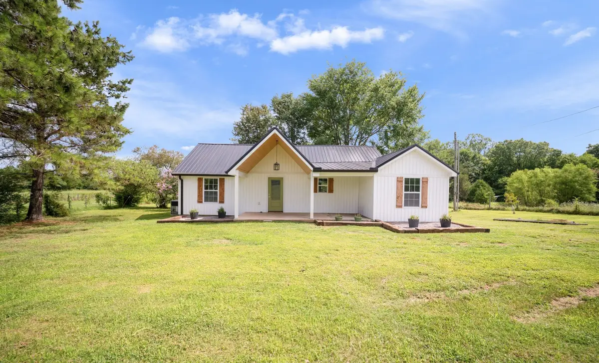 1601 Maple Valley Rd, Charlotte, TN 37036 - #1
