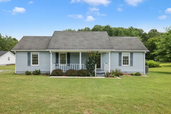 2736 Gideon Rd, Greenbrier, TN 37073