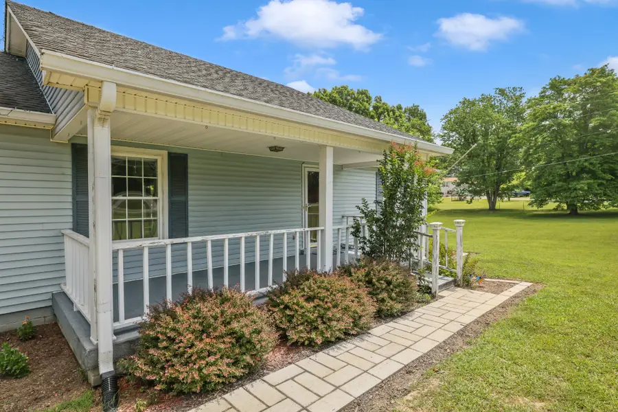 2736 Gideon Rd, Greenbrier, TN 37073 - #2