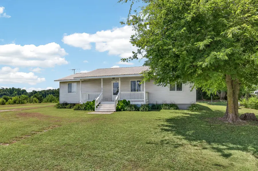 670 Howell Hill Rd, Flintville, TN 37335 - #2