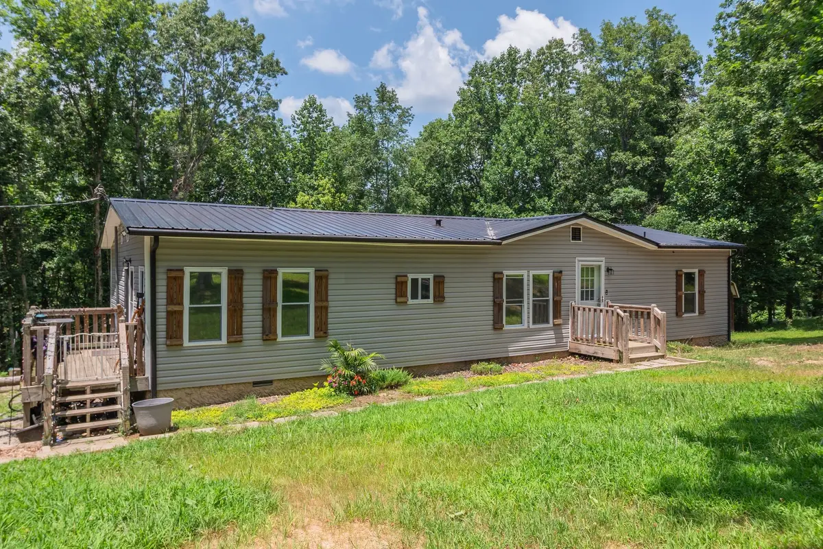 1075 Overlook Trl, Kingston Springs, TN 37082 - #1