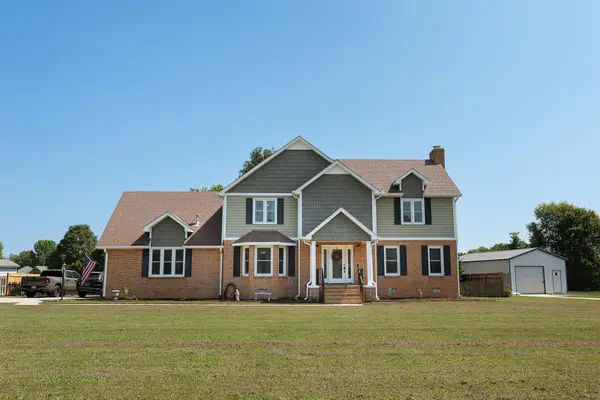 810 Twelve Oaks Rd, Tullahoma, TN 37388