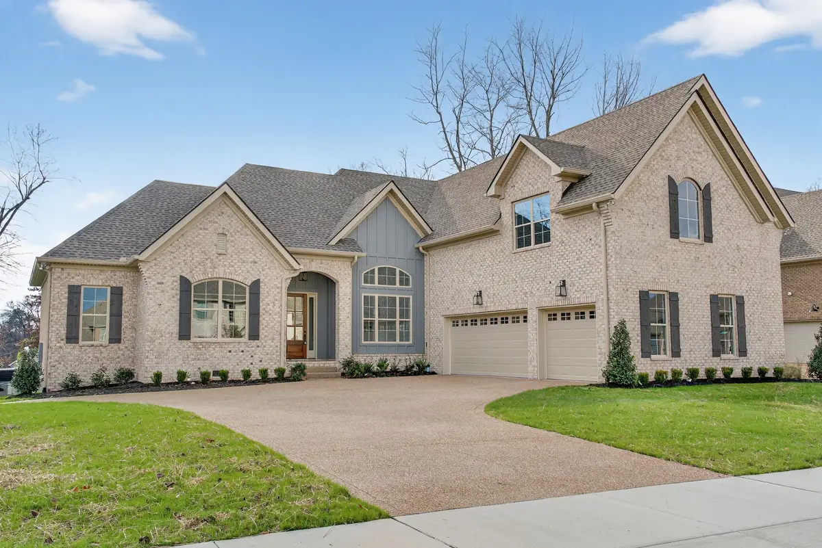 124 Scarsdale Dr S, Hendersonville, TN 37075 - #1