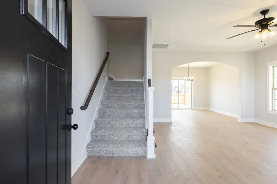 1076 Cherry Blossom Ln, Clarksville, TN 37040 - #2