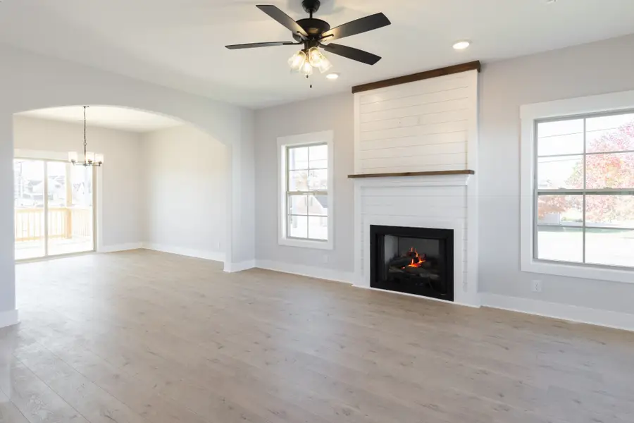 1076 Cherry Blossom Ln, Clarksville, TN 37040 - #3