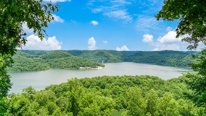 484 Bridgeview Pl, Smithville, TN 37166 - #1