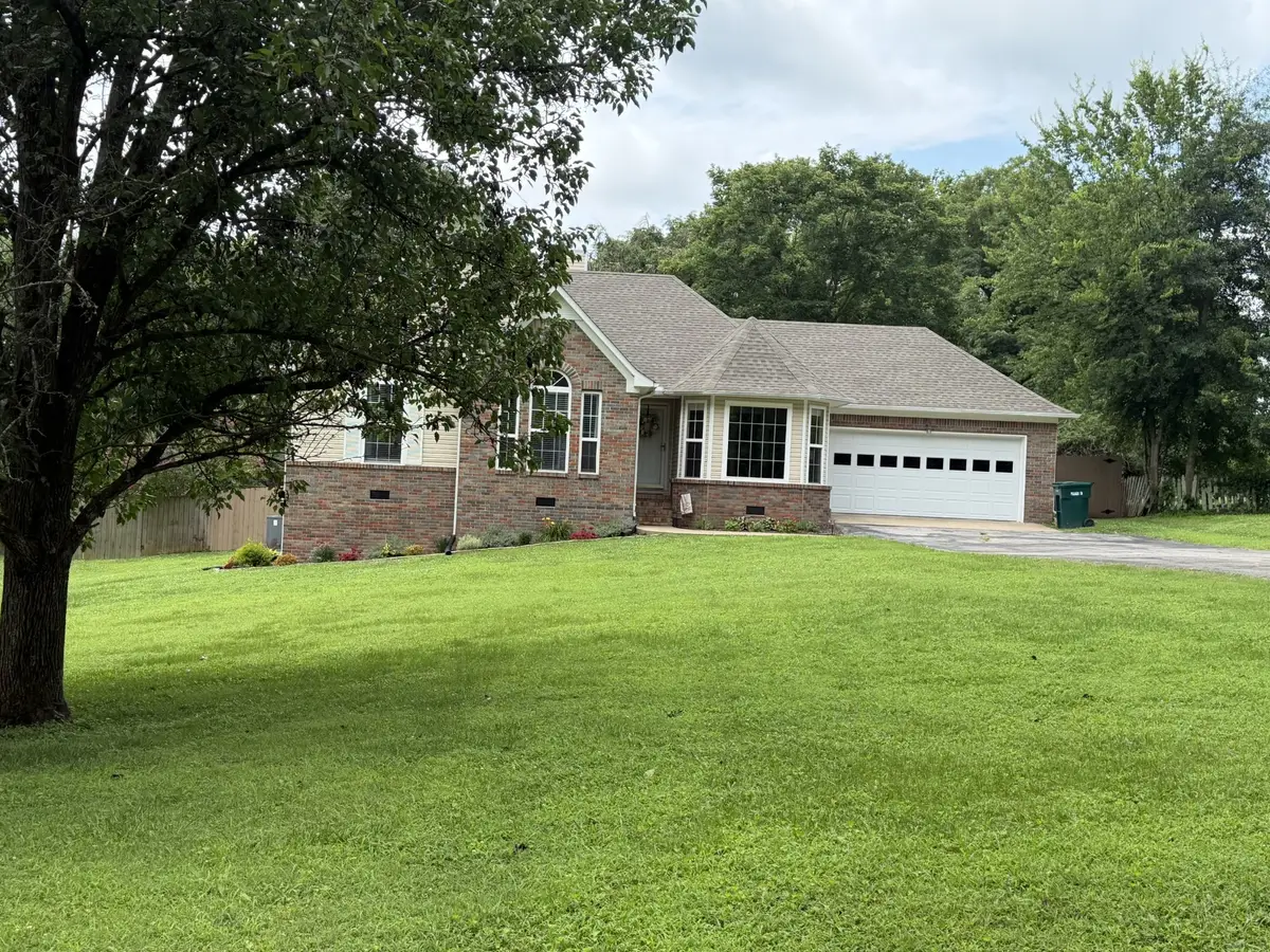 825 Yokley Ln, Pulaski, TN 38478 - #1