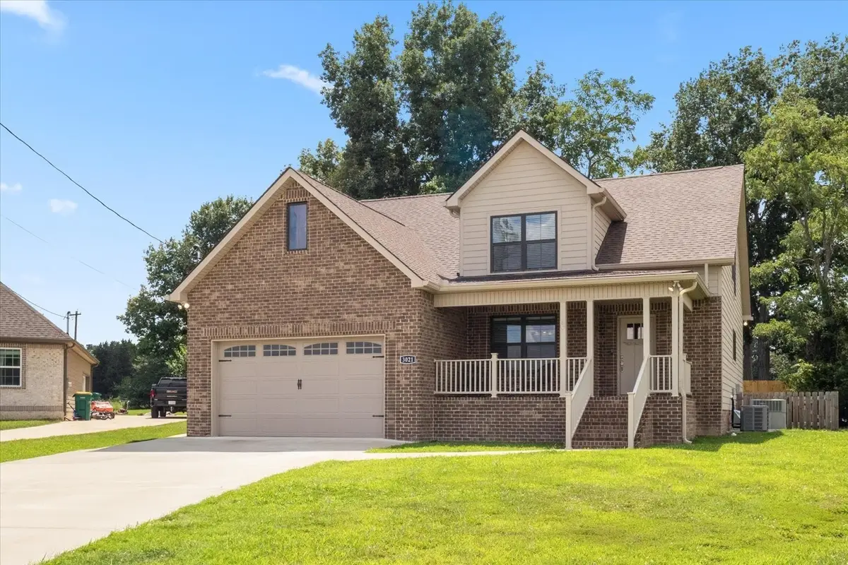 3021 Cambridge Ct, Lewisburg, TN 37091 - #1