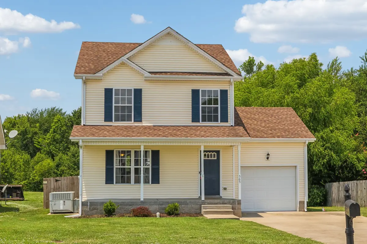 565 Oakmont Dr, Clarksville, TN 37042 - #1