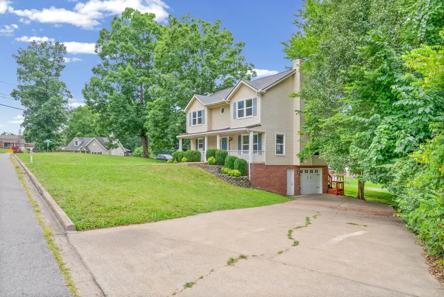 403 Bridlewood Rd, Clarksville, TN 37042 - #2