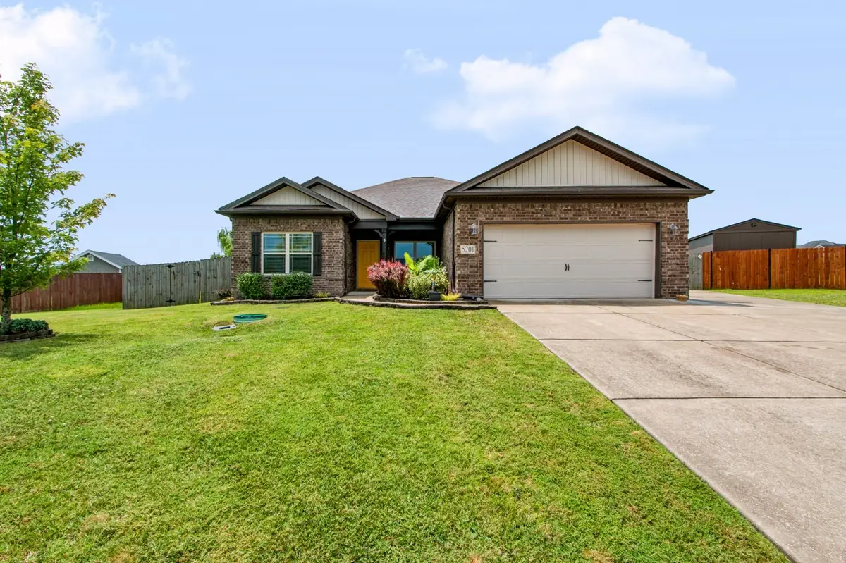 5201 Sierra Ct, Chapel Hill, TN 37034 - #1